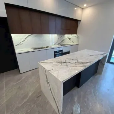 THI CÔNG LẮP ĐẶT ĐÁ TRỌN GÓI TẠI QUẢNG NGÃI – HUỲNH TÀI GRANITE